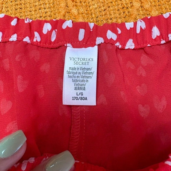 Victoria's Secret Red and White Heart Print Pajama Set - Picture 3 of 5
